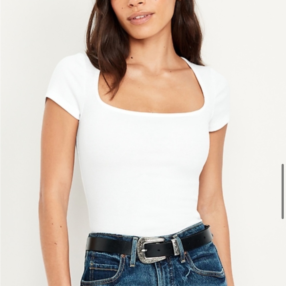 🤎3/$30🤎 OLD NAVY White Square Neck Ribbed Top